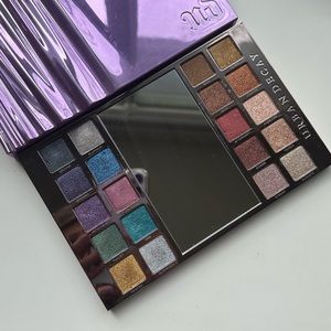 DISCONTINUED Urban Decay Heavy Metals palette